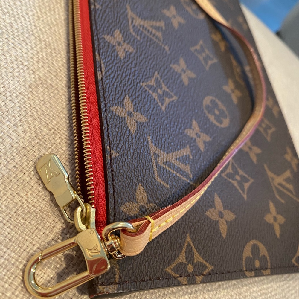 ❌SOLD❌Louis Vuitton neverfull pochette - Picture 3 of 10